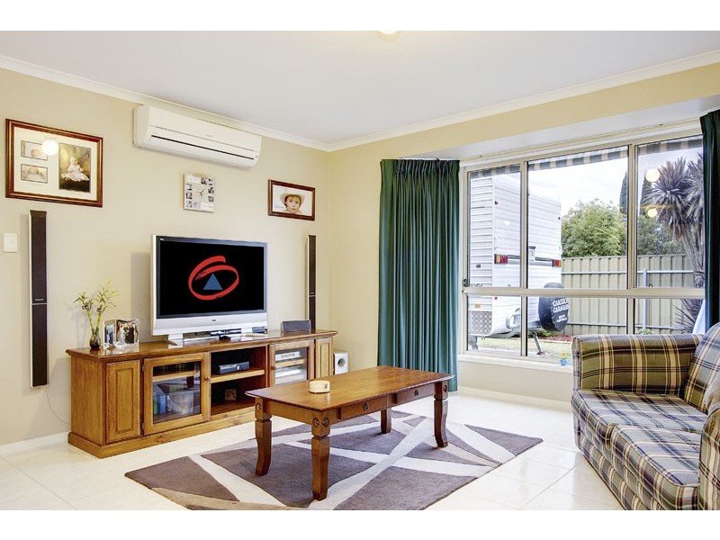 1 Earl Court, Andrews Farm SA 5114
