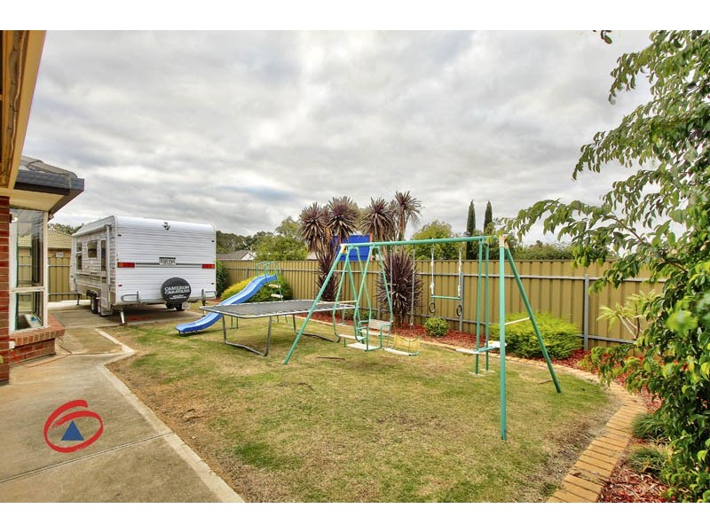 1 Earl Court, Andrews Farm SA 5114