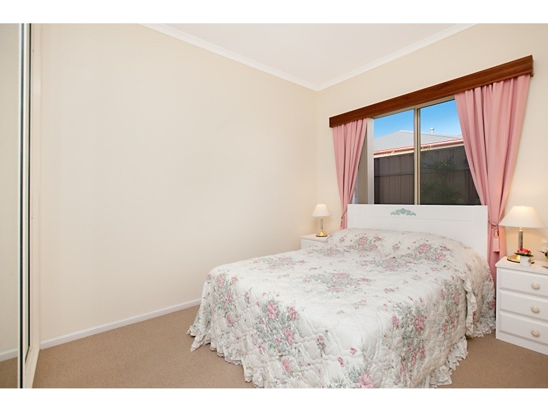 40 Thiele Crescent, Evanston Park SA 5116