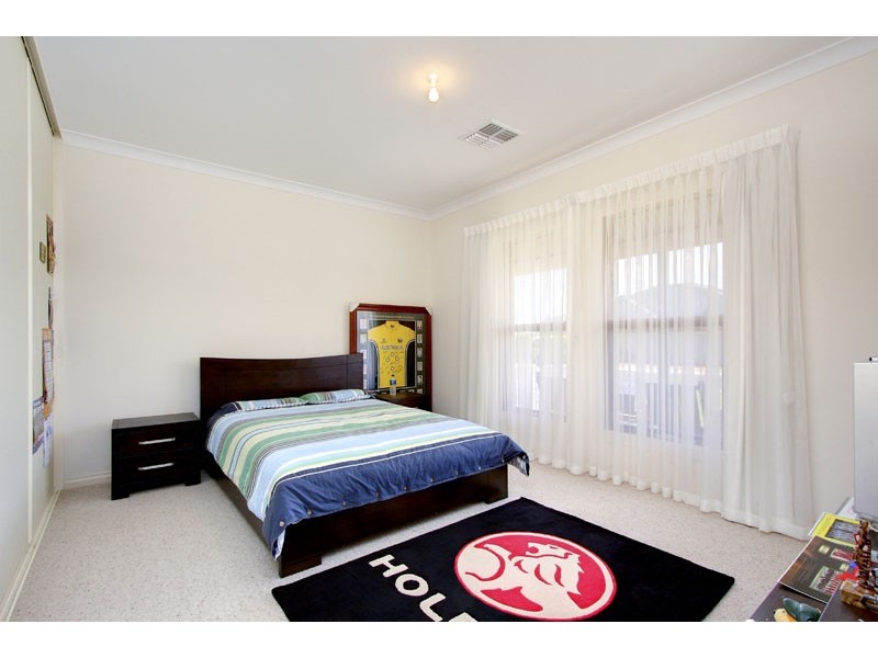 5 Glenfield Circuit, Angle Vale SA 5117