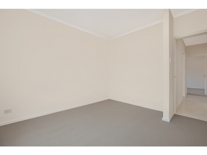 526B Main North Road, Evanston Park SA 5116