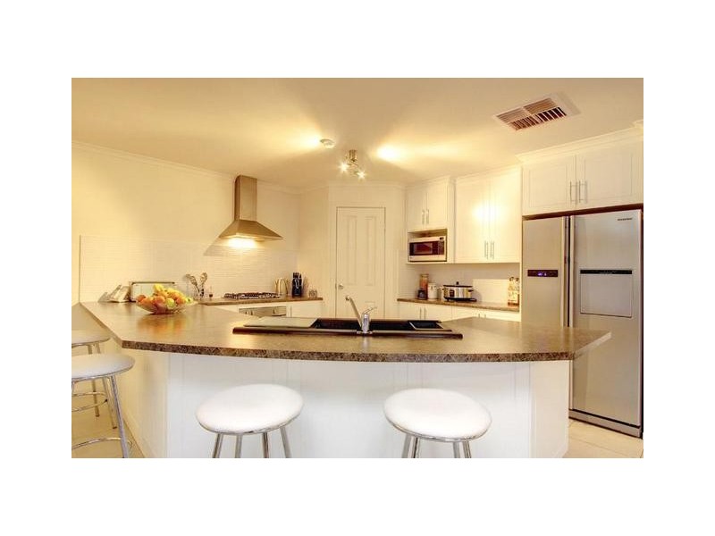 4 Wood Street, Parafield Gardens SA 5107