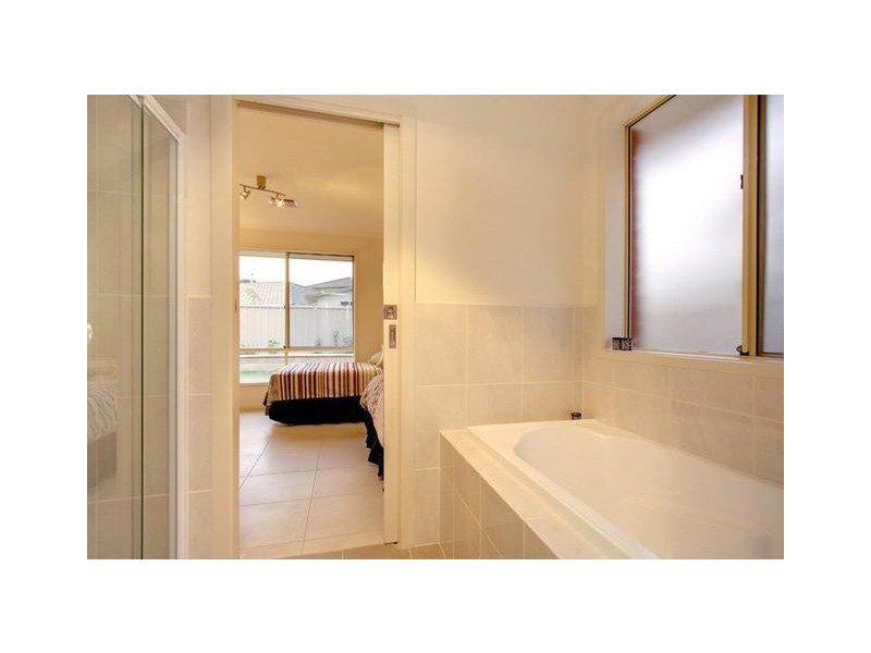 4 Wood Street, Parafield Gardens SA 5107