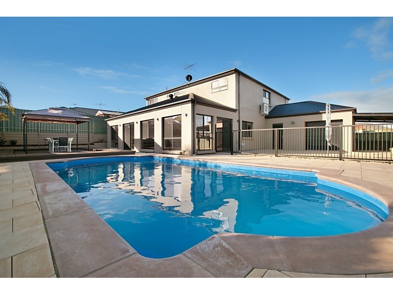 76 Osprey Parade, Hewett SA 5118