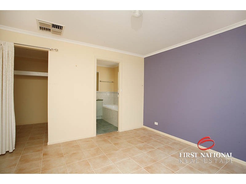 31 Thiele Crescent, Evanston Park SA 5116