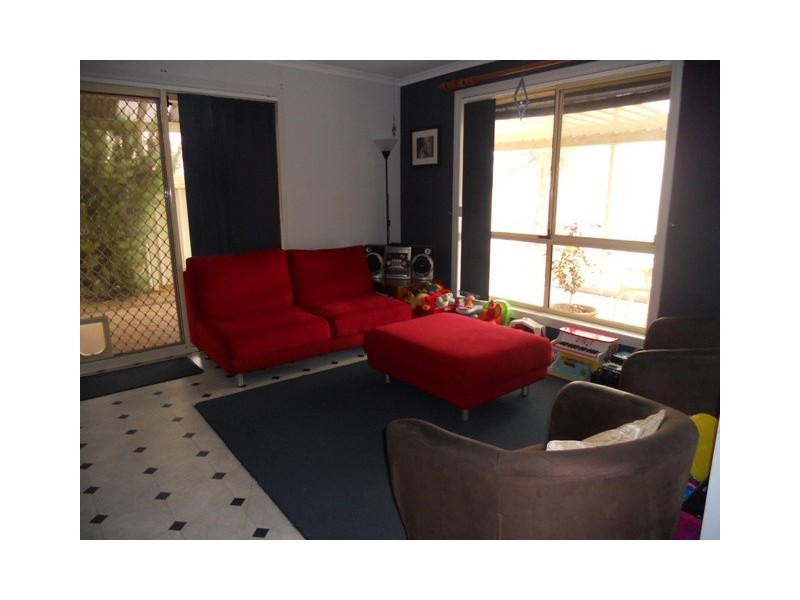 7 Holmes Street, Willaston SA 5118