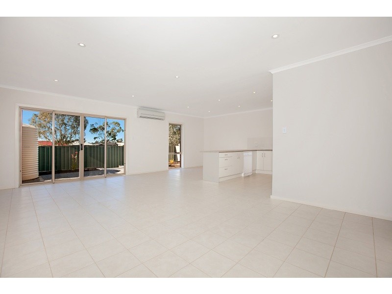 Lot 4 3-5 Railway Crescent, Evanston SA 5116