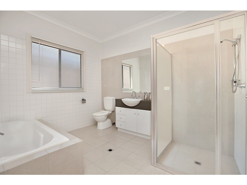 23 Frome Crescent, Mawson Lakes SA 5095