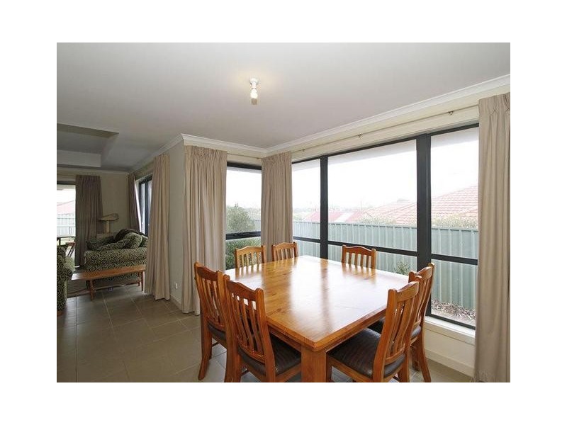 7 Mckinlay Drive, Hewett SA 5118