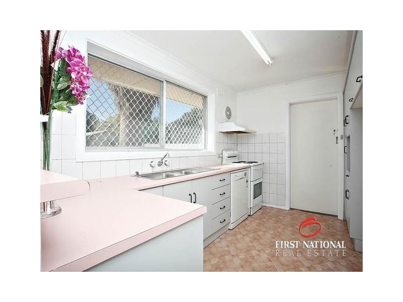 17 Montacute Street, Elizabeth Downs SA 5113