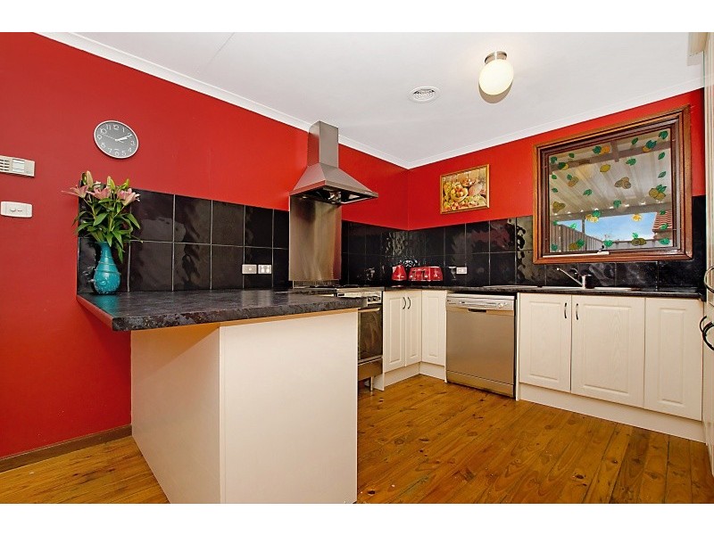 33 Illalong Crescent, Munno Para SA 5115