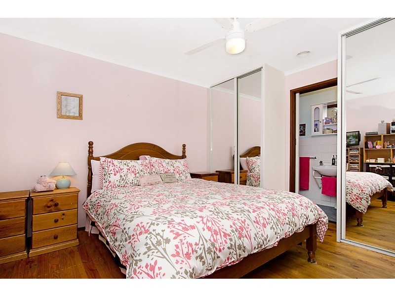 33 Illalong Crescent, Munno Para SA 5115
