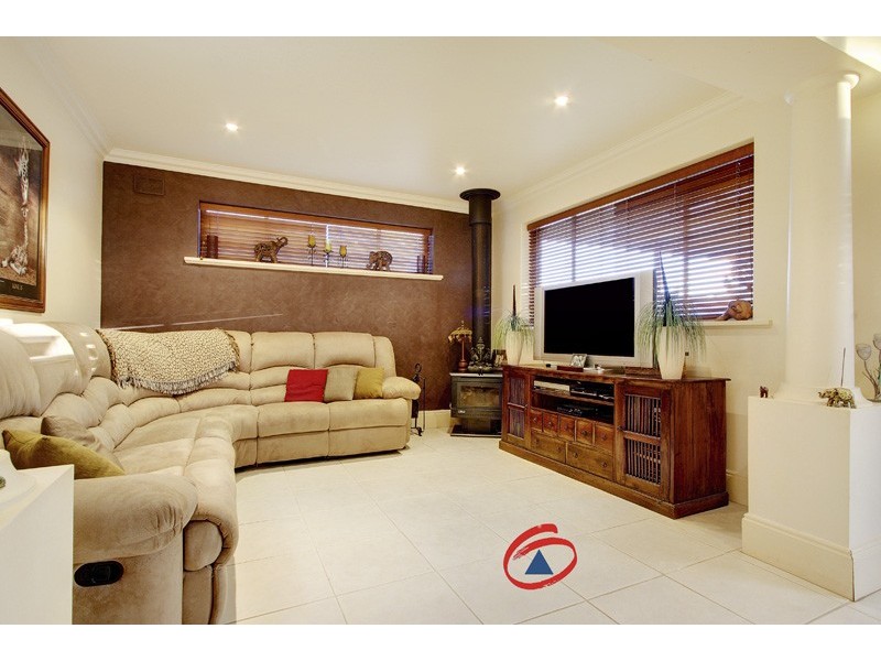 5 Burrow Street, Willaston SA 5118