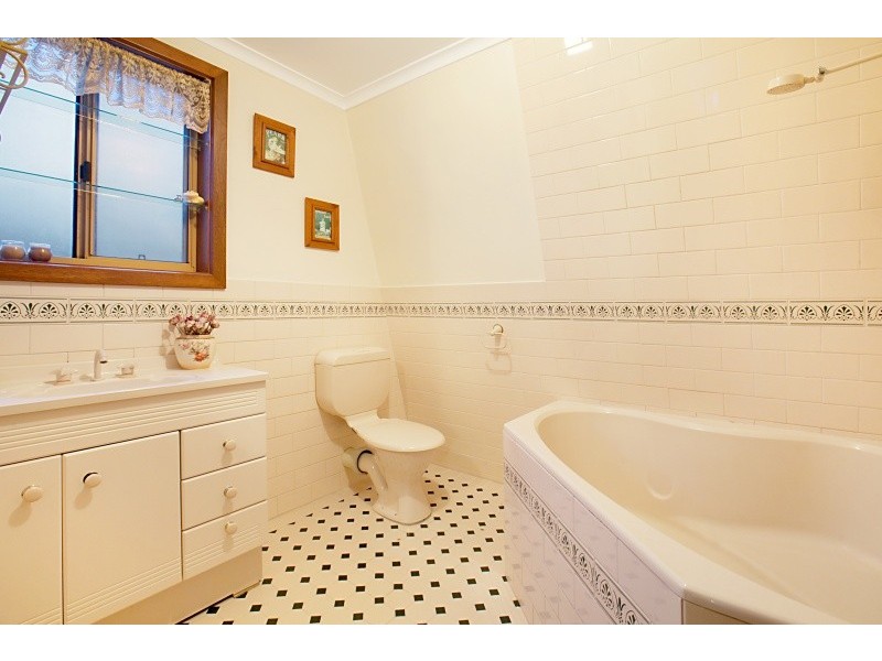 4 Skyline Drive, Hillbank SA 5112