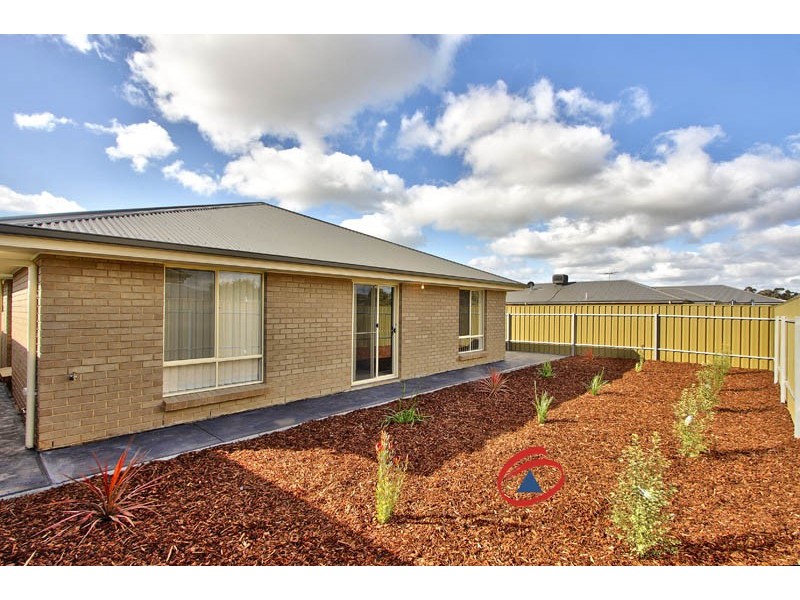 4 Dyson Street, Evanston SA 5116