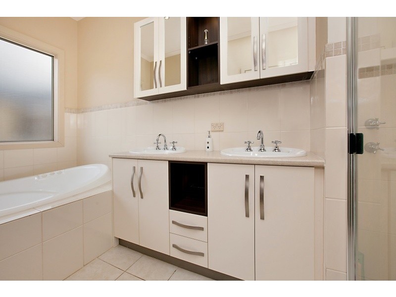 51 Riverview Parade, Hewett SA 5118