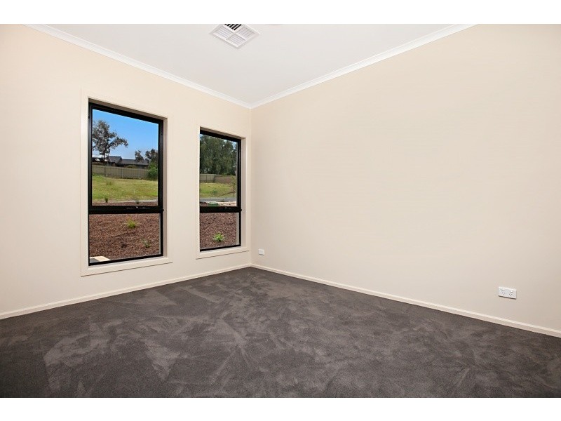 11 Carmelo Close, Gawler East SA 5118