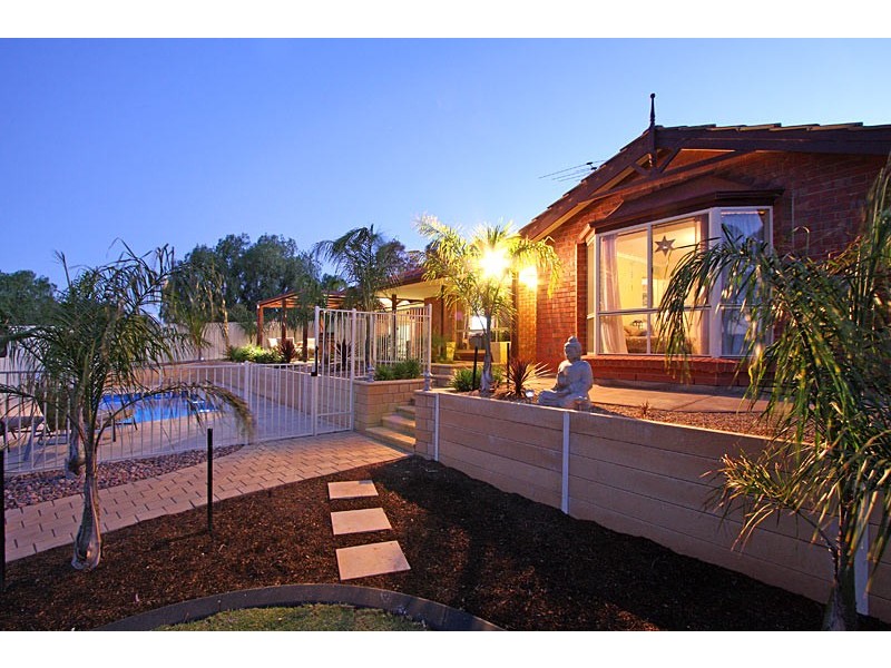 9 Jestina Court, Evanston SA 5116