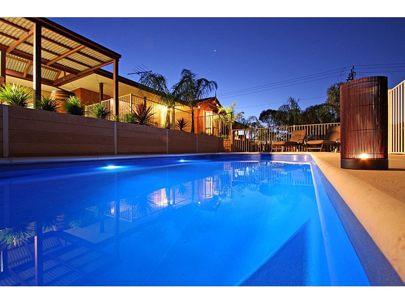 9 Jestina Court, Evanston SA 5116