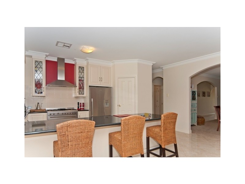 21 Ames Drive, Evanston Park SA 5116