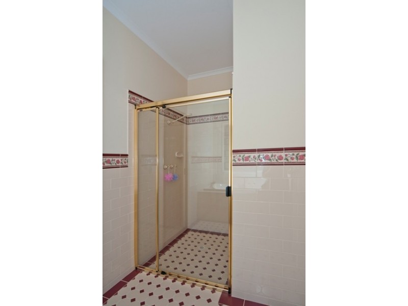 21 Ames Drive, Evanston Park SA 5116