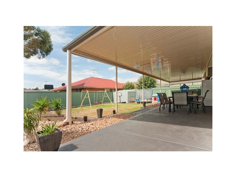 21 Ames Drive, Evanston Park SA 5116