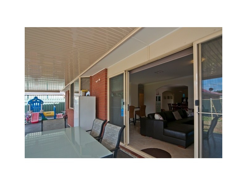 21 Ames Drive, Evanston Park SA 5116