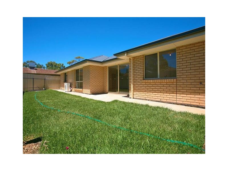 1/10 Rose Street, Smithfield SA 5114