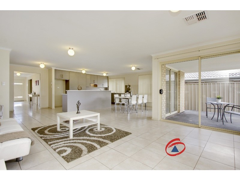 31 Mitchell Drive, Evanston Park SA 5116