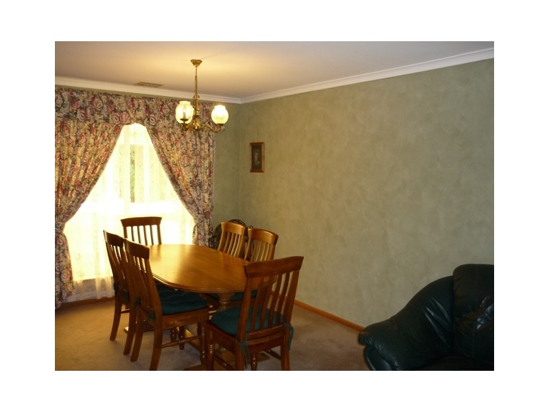 1 Lubbock Court, Wynn Vale SA 5127