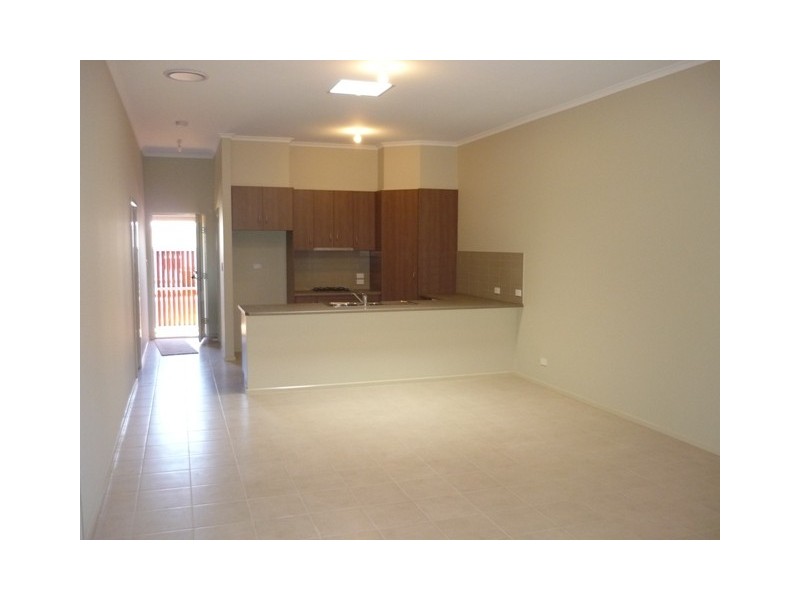 16 Hinckley St, Blakeview SA 5114