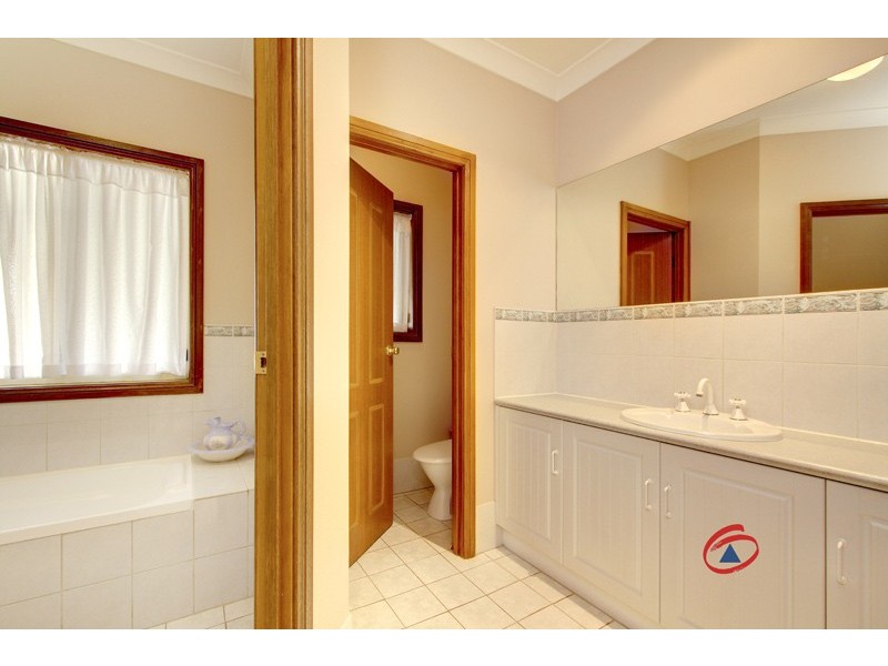 15 Greening Drive, Evanston Park SA 5116