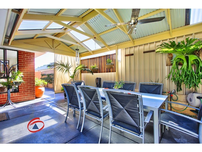 4 Sambell Court, Evanston Park SA 5116