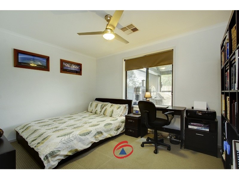 19 Lumsden Court, Evanston Park SA 5116