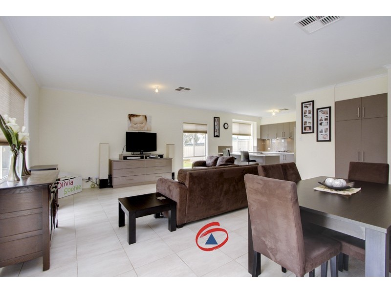 7 Challen Court, Evanston Park SA 5116