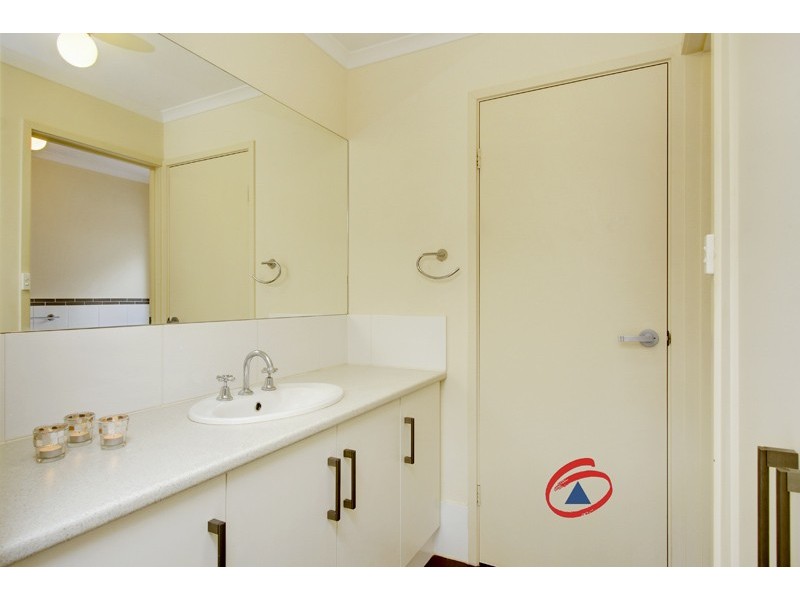 31 Mitchell Drive, Evanston Park SA 5116