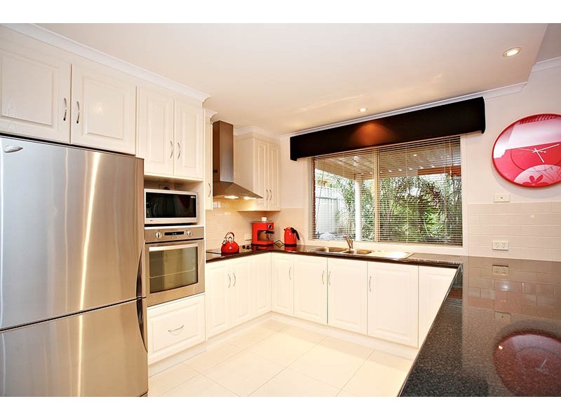 10 Rossiter Drive, Evanston Park SA 5116