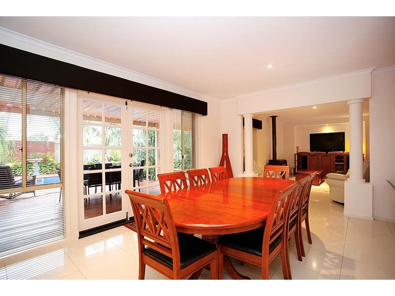 10 Rossiter Drive, Evanston Park SA 5116