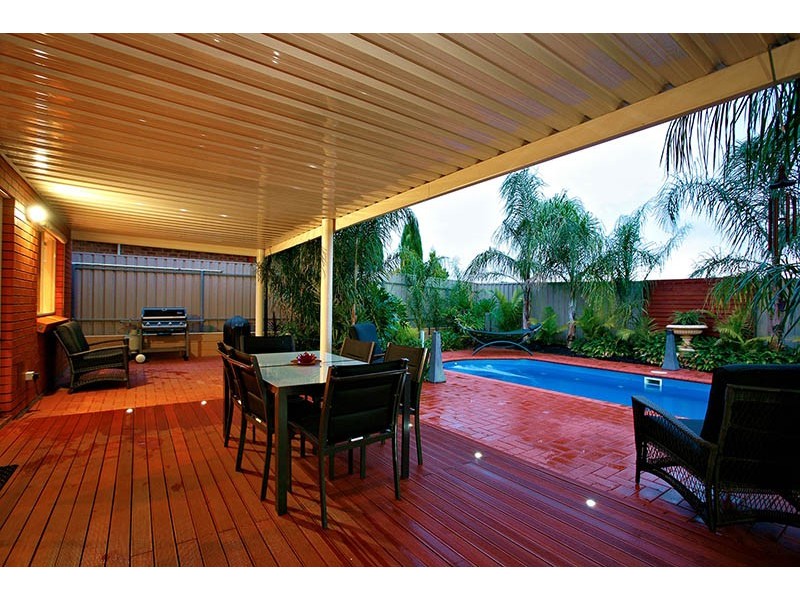 10 Rossiter Drive, Evanston Park SA 5116