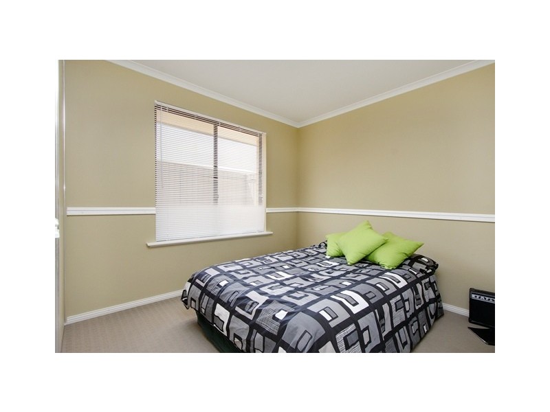 41 Thiele Crescent, Evanston Park SA 5116