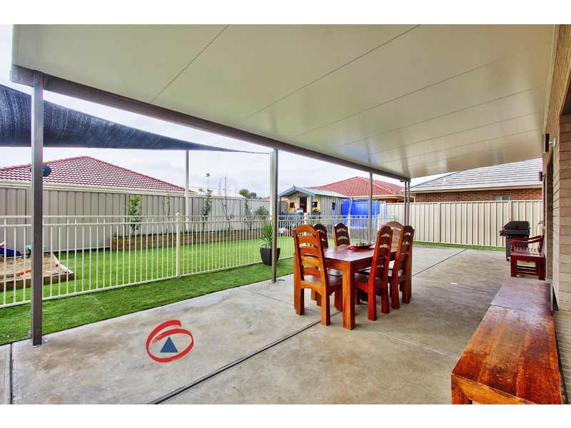 4 Briar Court, Parafield Gardens SA 5107