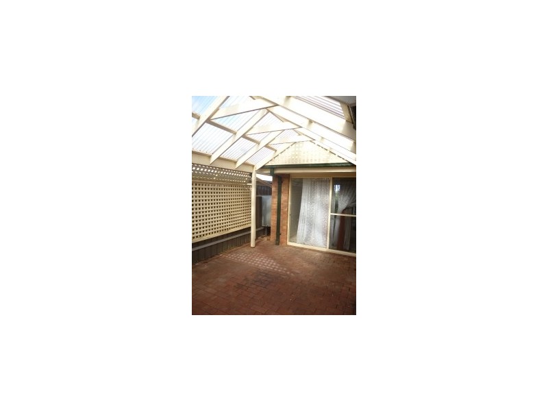 8 Cox St, Wynn Vale SA 5127