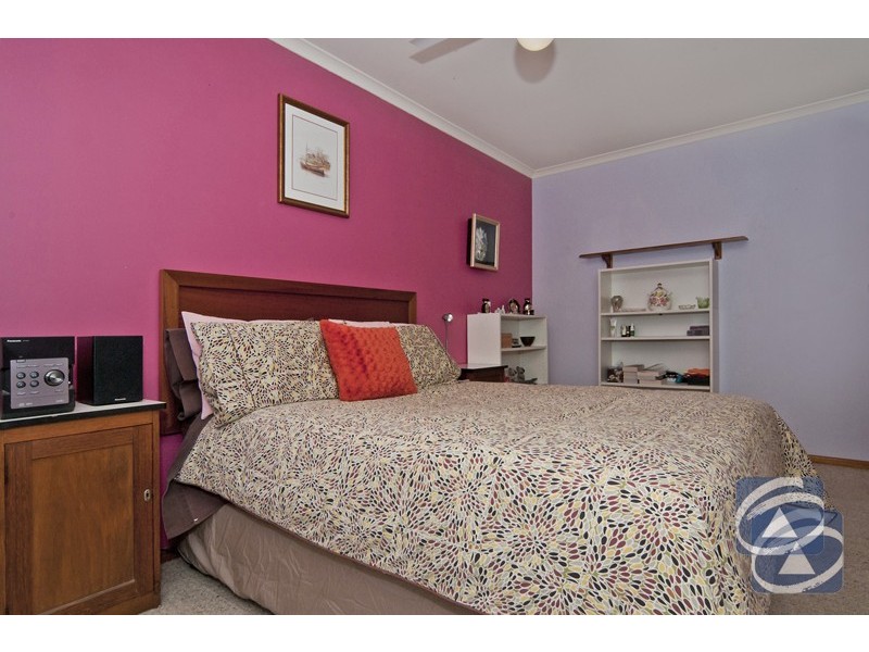 17 Chamberlain Road, Willaston SA 5118