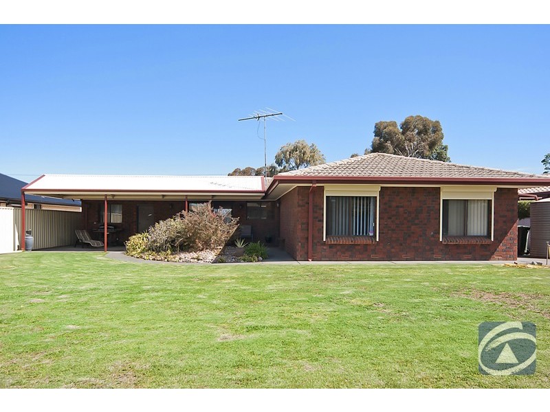 17 Chamberlain Road, Willaston SA 5118