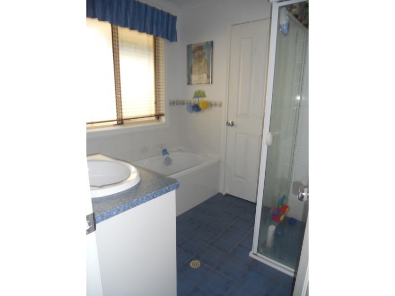 7 Holmes Street, Willaston SA 5118