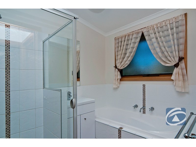 32 Adams Road, Williamstown SA 5351
