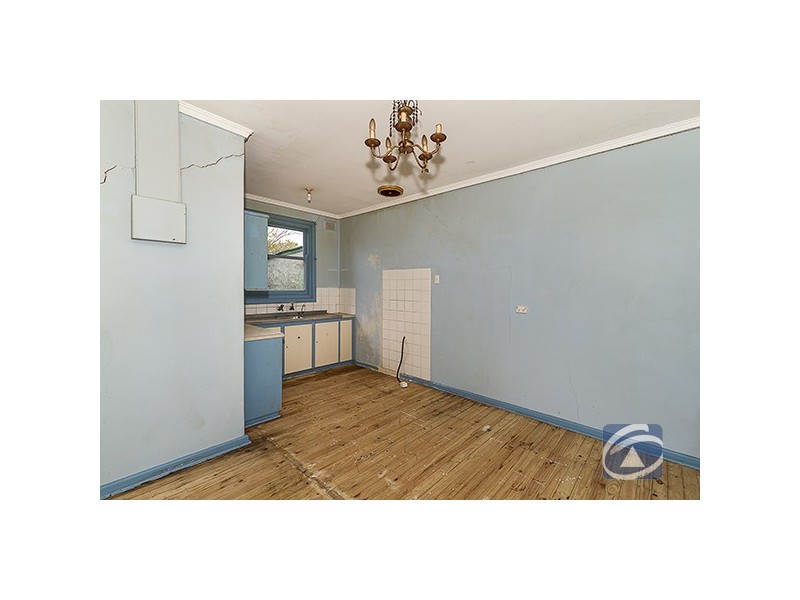 24 Stakes Crescent, Elizabeth Downs SA 5113