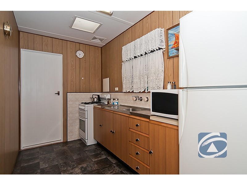 14 George Street, Webb Beach SA 5501