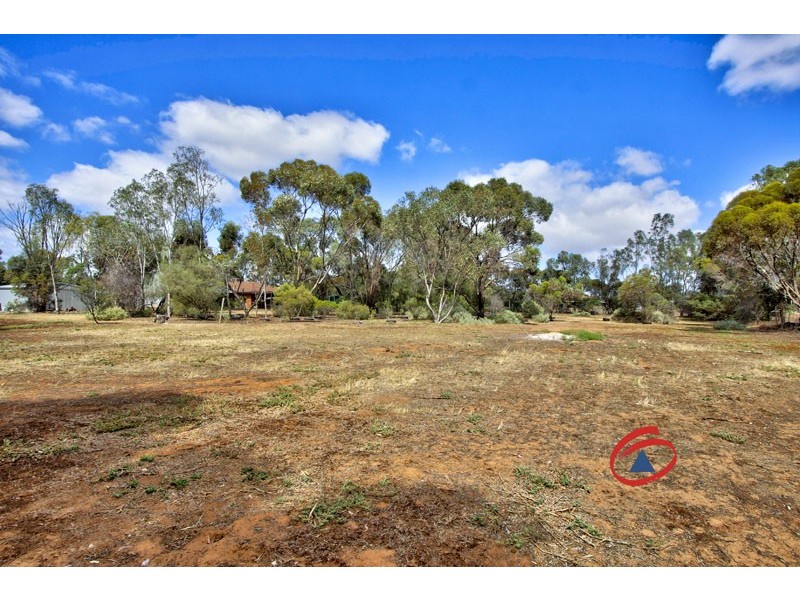 11 Connell Vale Road, Lewiston SA 5501