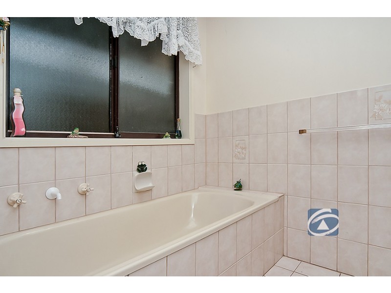 22 Santander Drive, Paralowie SA 5108